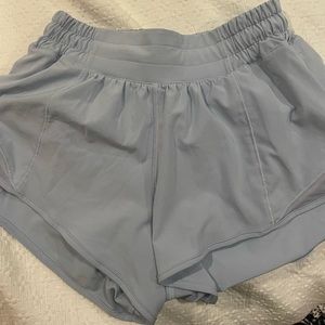 light blue lulu hotty hot short 2.5 in